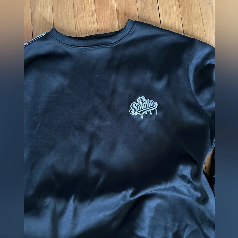 New in the bag black sweatshirt and sweatpants sealed in package.  Sz S, Med, XL - Picture 3 of 13